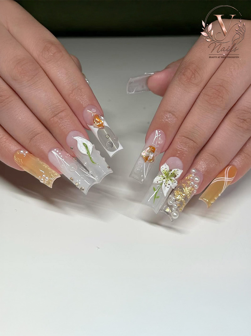 V Nails Spa