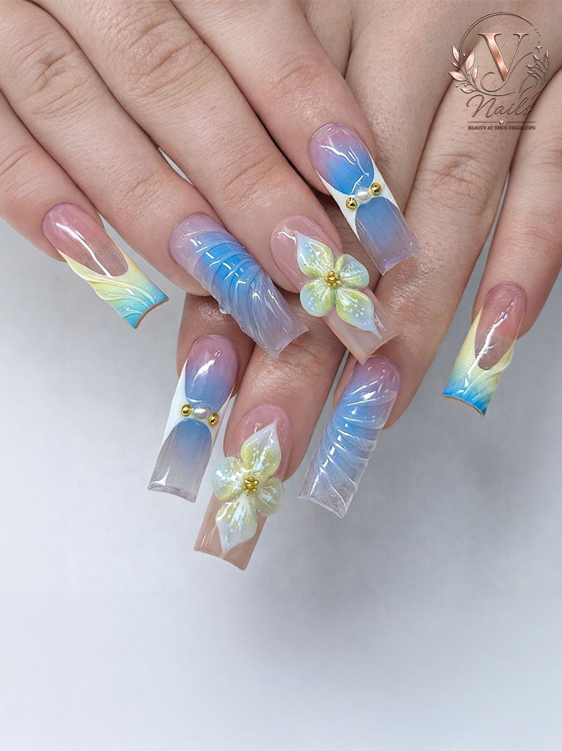 V Nails Spa